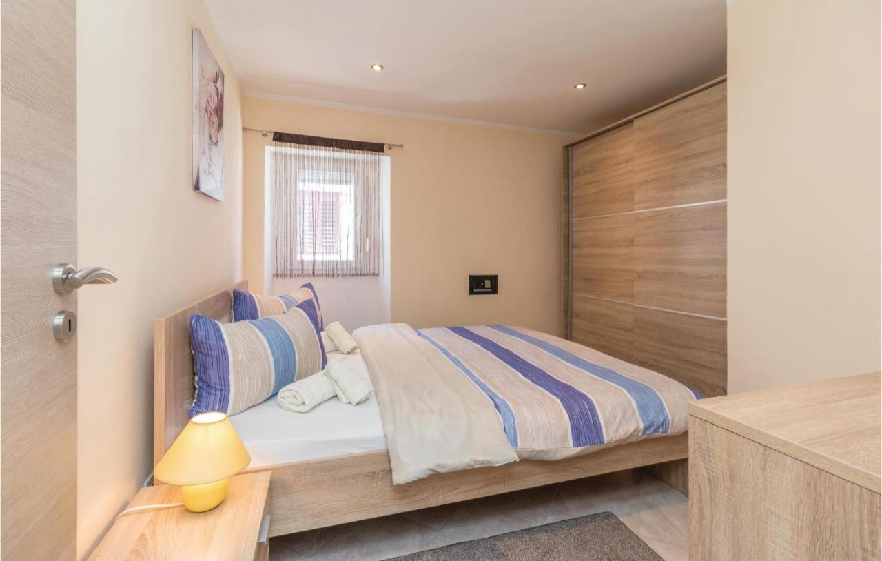 Gorgeous Home In Zadar With Wifi Екстериор снимка