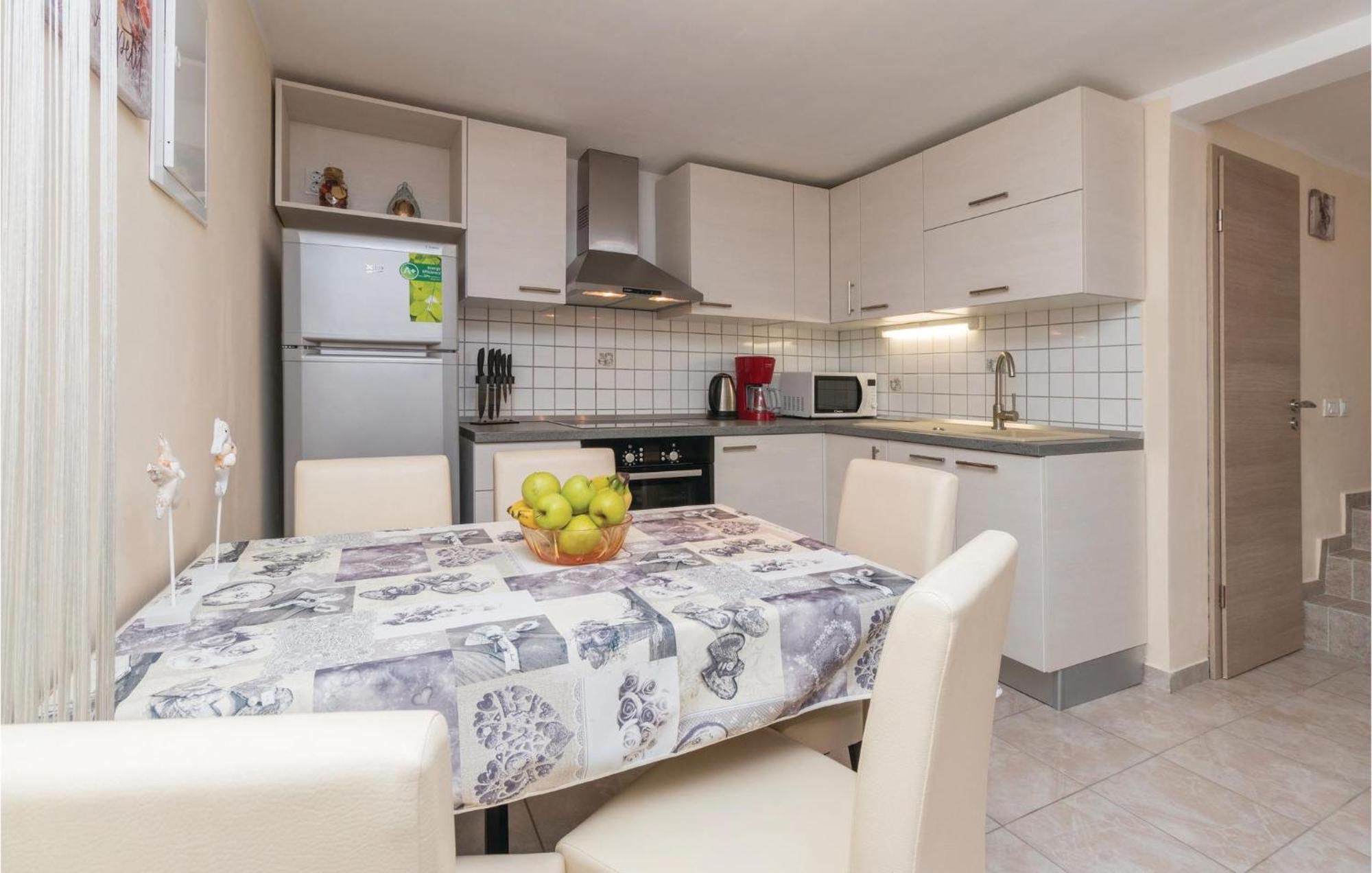 Gorgeous Home In Zadar With Wifi Екстериор снимка
