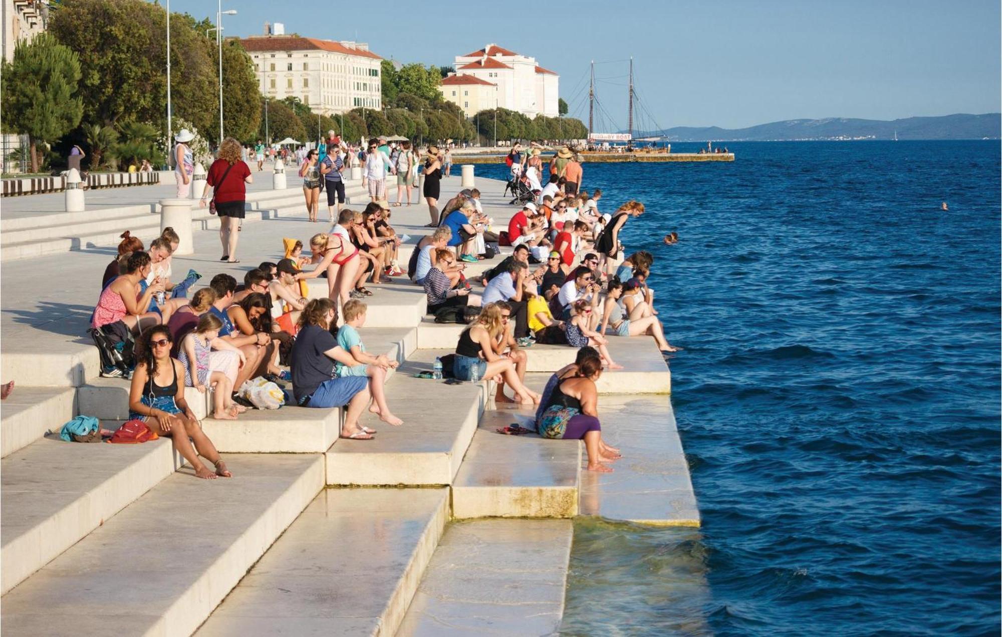 Gorgeous Home In Zadar With Wifi Екстериор снимка